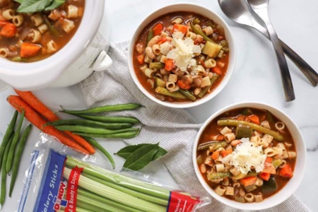 Slow Cooker Minestrone Soup